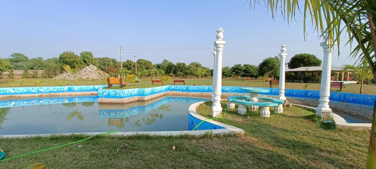 Modhera Sunrise Resort - Tents Bhungas Jungle Restaurants & Candlelight Dining Kalri Eksteriør billede
