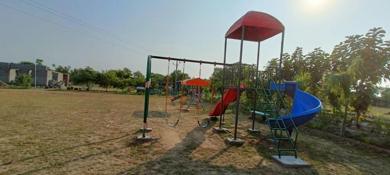 Modhera Sunrise Resort - Tents Bhungas Jungle Restaurants & Candlelight Dining Kalri Eksteriør billede