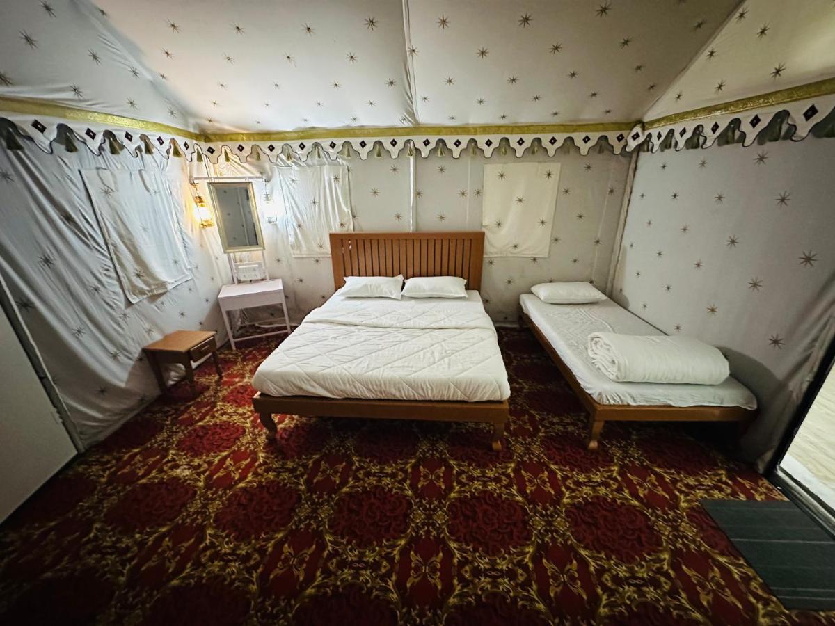 Modhera Sunrise Resort - Tents Bhungas Jungle Restaurants & Candlelight Dining Kalri Eksteriør billede