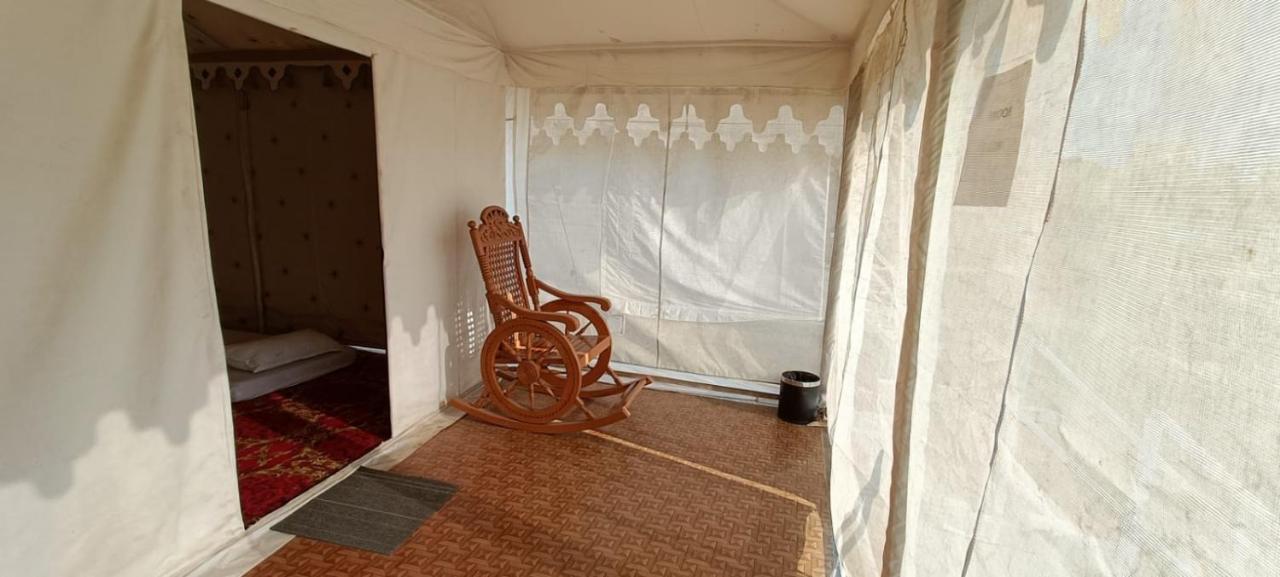 Modhera Sunrise Resort - Tents Bhungas Jungle Restaurants & Candlelight Dining Kalri Eksteriør billede