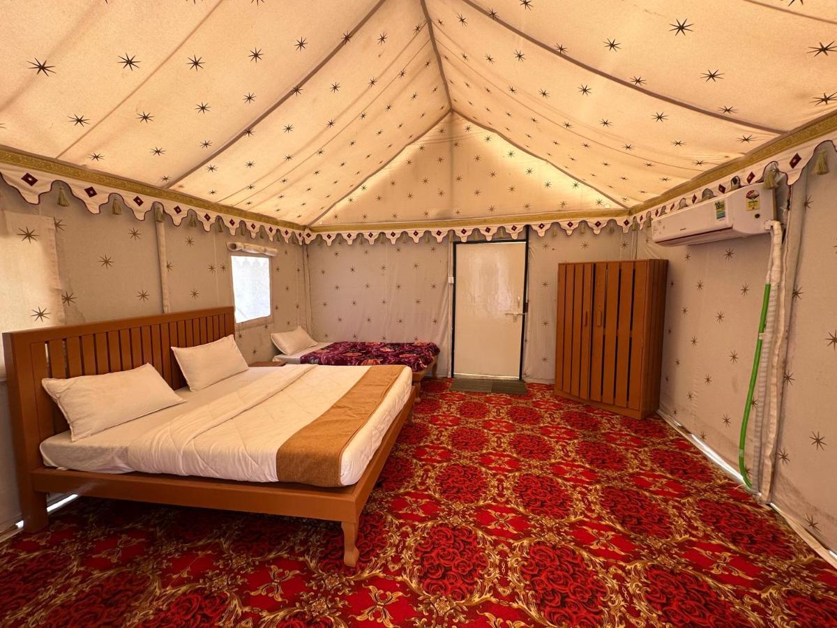 Modhera Sunrise Resort - Tents Bhungas Jungle Restaurants & Candlelight Dining Kalri Eksteriør billede