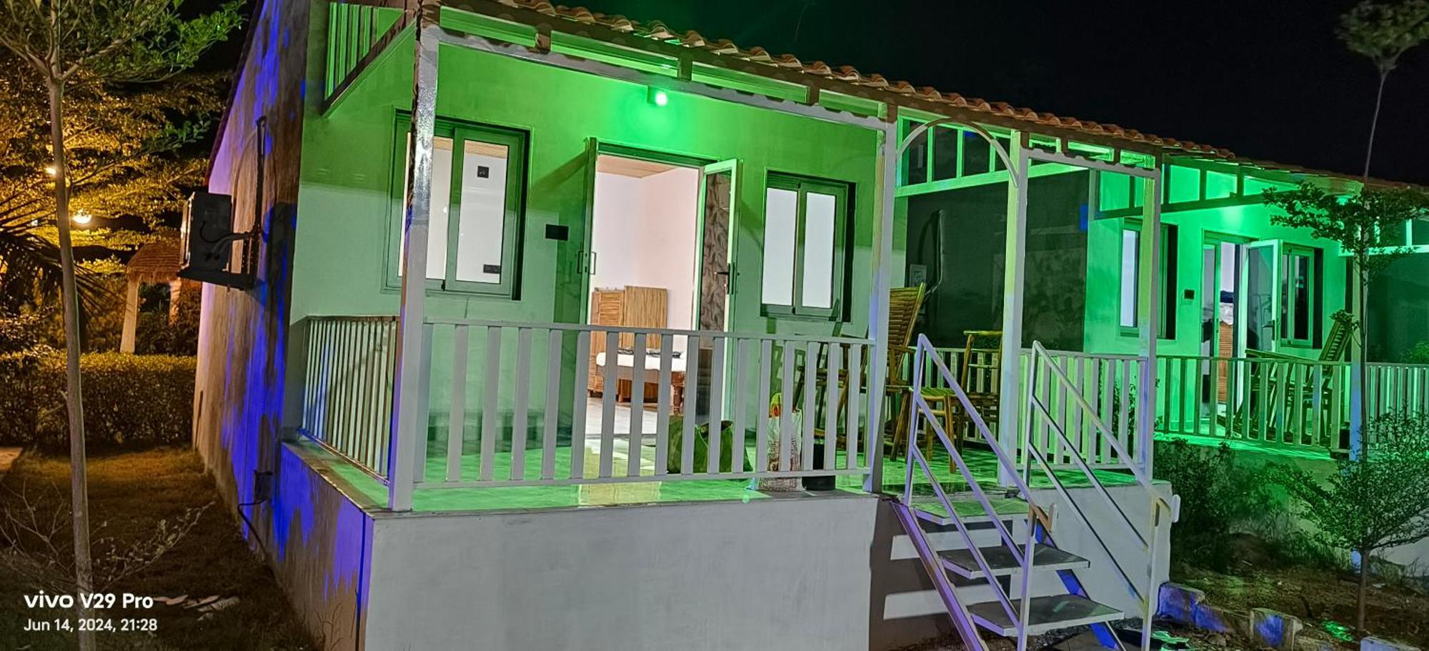 Modhera Sunrise Resort - Tents Bhungas Jungle Restaurants & Candlelight Dining Kalri Eksteriør billede